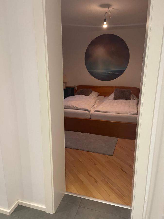 Ruhige Ferienwohnung , Ideal Fuer Berufspendler Hadamar Buitenkant foto